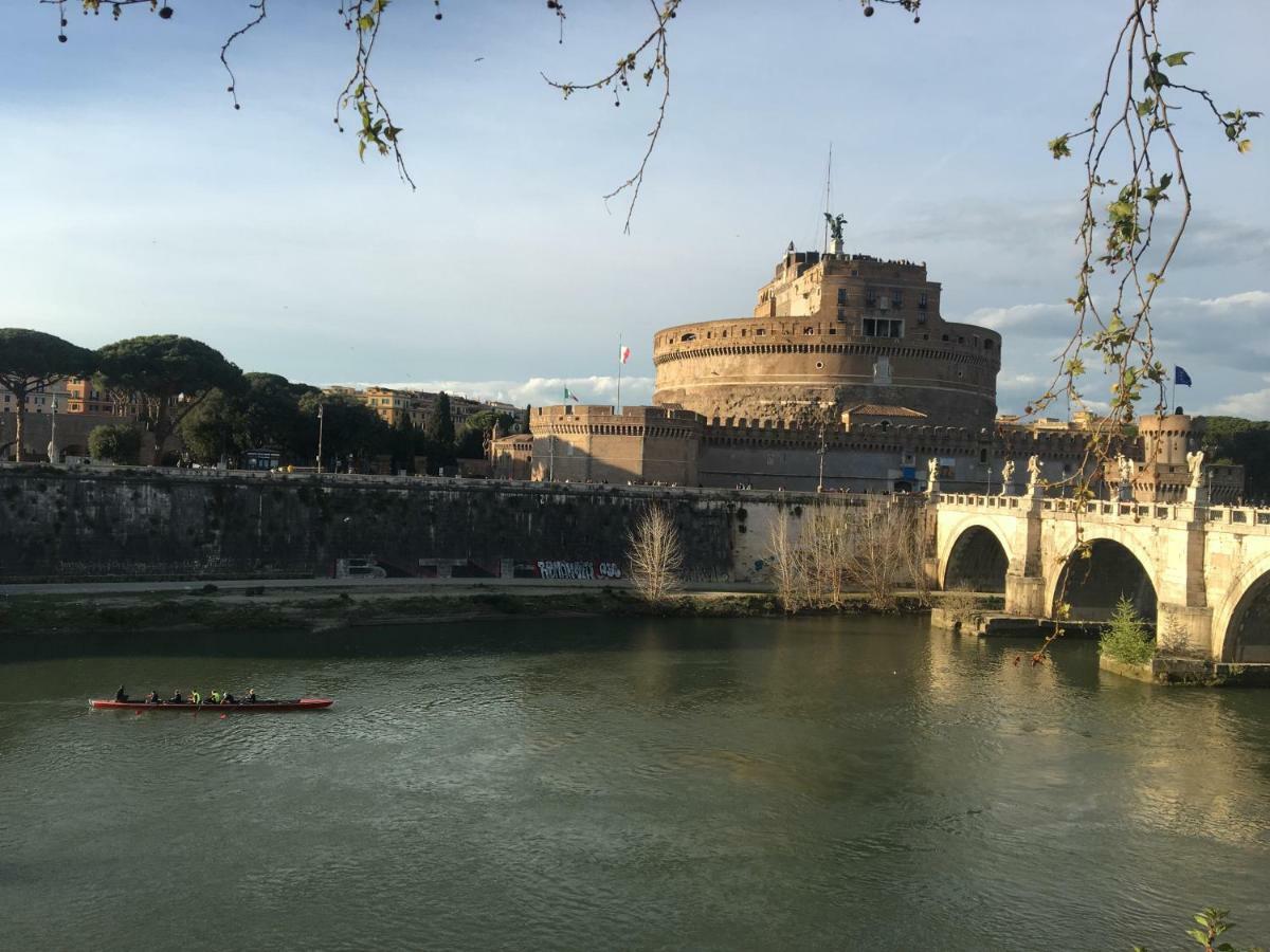 Una Finestra Su Castel Sant'Angelo Rome Buitenkant foto
